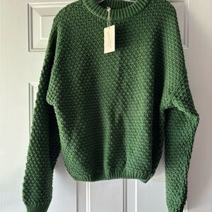 Universal Thread Green Chunky Crewneck Sweater